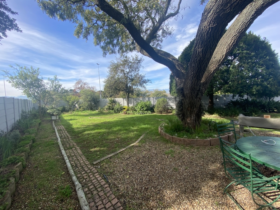 4 Bedroom Property for Sale in Durbanville Hills Western Cape